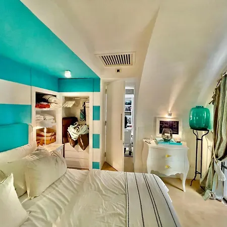 Διαμέρισμα Capri Terrace Suite 1 *