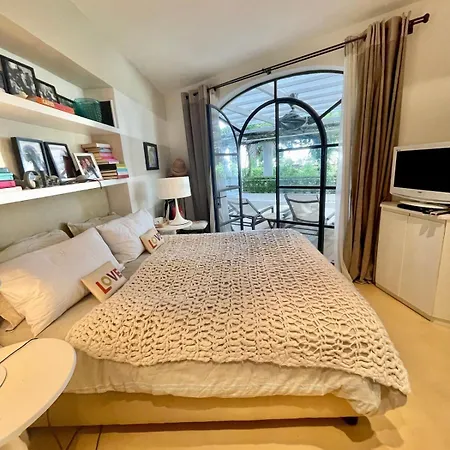 Διαμέρισμα Capri Terrace Suite 1